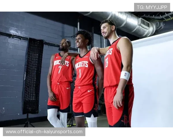 雷霆后场火力惊人，年轻力量引爆赛季新篇章