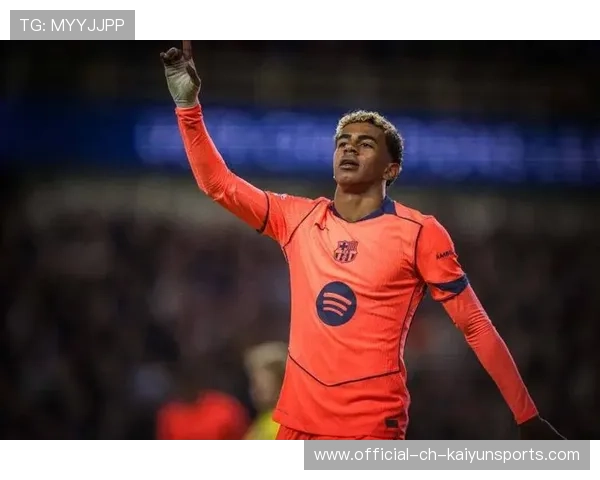 巴萨3-3战平布鲁日,防守漏洞严重,晋级形势复杂,巴萨不败纪录 巴萨3-3战平布鲁日,防守漏洞严重,晋级形势复杂,巴萨不败纪录