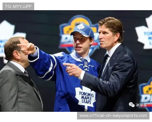 枫叶军团七人制橄榄球赛场多次精彩突破，枫叶队marner