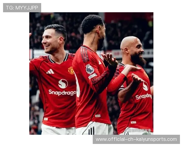 曼联击败热刺，卡里克与罗塞尼尔的争夺战继续升温