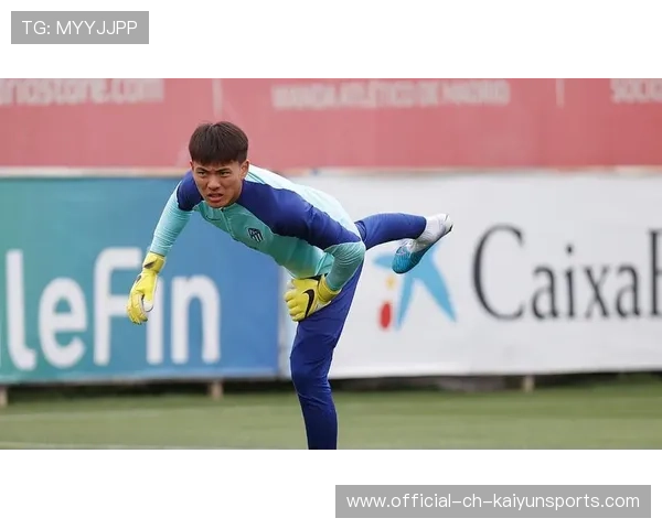 李昊确认留洋康内利亚，婉拒国内俱乐部邀请