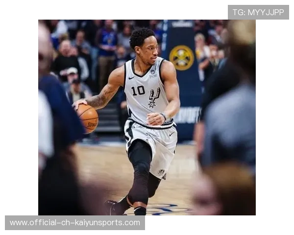 关键抢断反击一条龙完成得分（303 ）